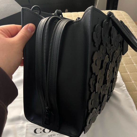 Coach Rogue 30 w Tea Rose Matte Black NWT - Picture 5 of 9